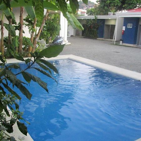 Sueno Tranquilo Hotel เกโปส ภายนอก รูปภาพ