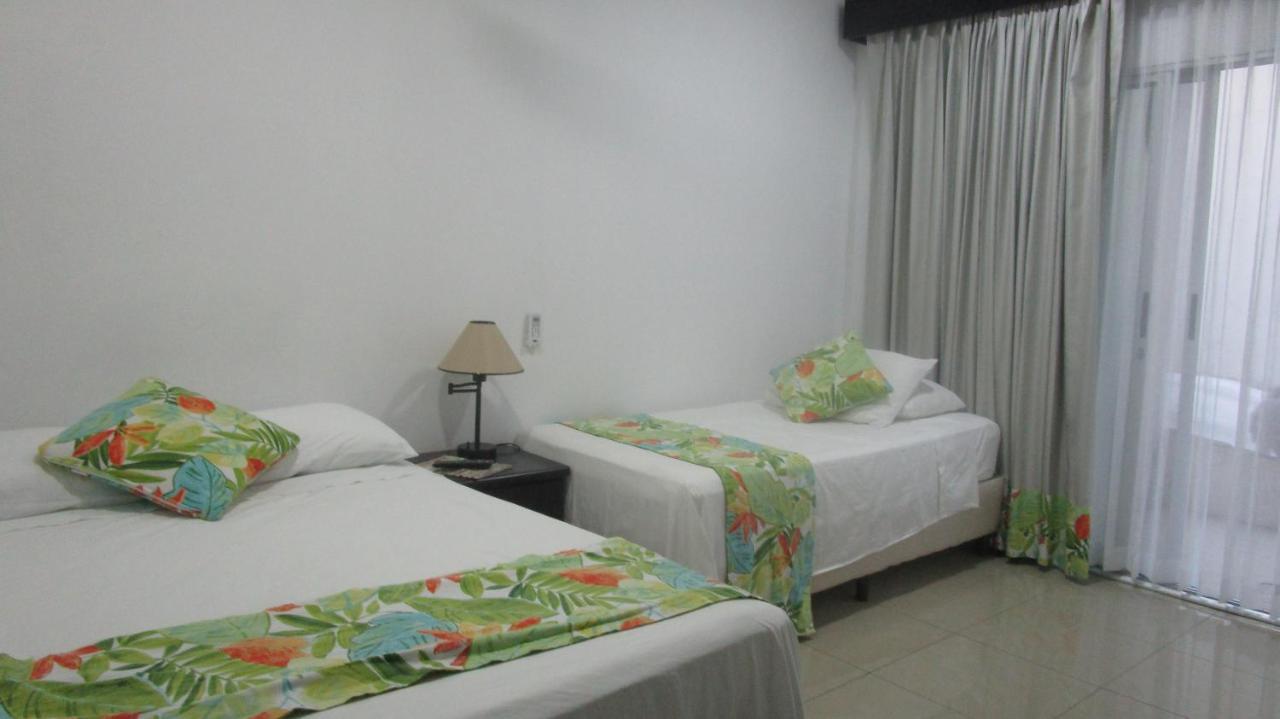 Sueno Tranquilo Hotel เกโปส ภายนอก รูปภาพ
